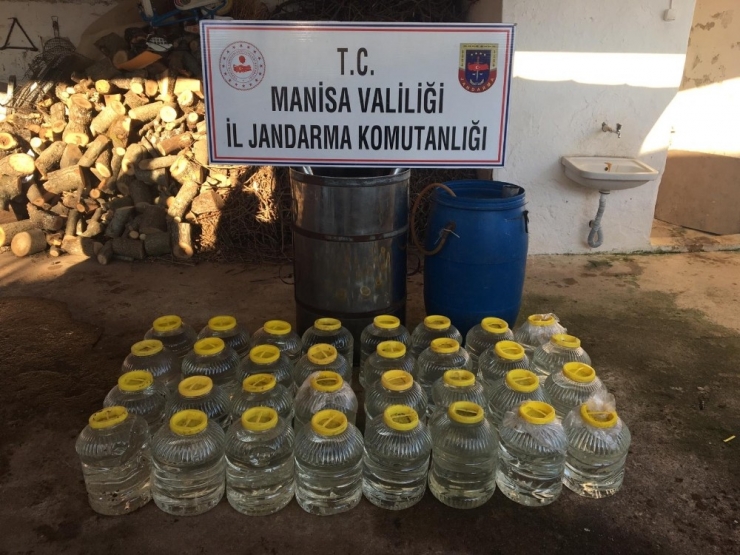 Yılbaşında Piyasaya Sürecekleri Sahte İçkileri Toprağa Gömdüler