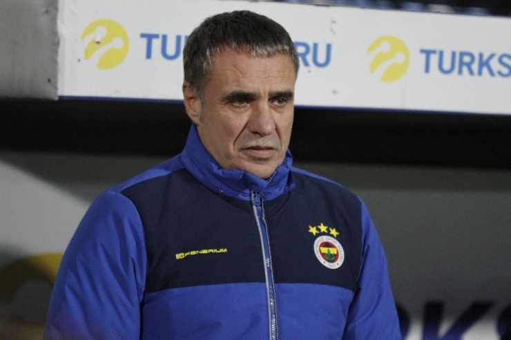 Süper Lig: Çaykur Rizespor: 0 - Fenerbahçe: 1 (Maç Devam Ediyor)