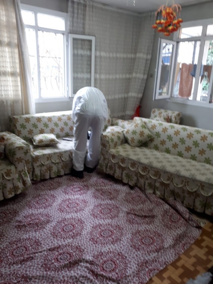 Fareleri Öldürmek İsterken Zehirlendiler