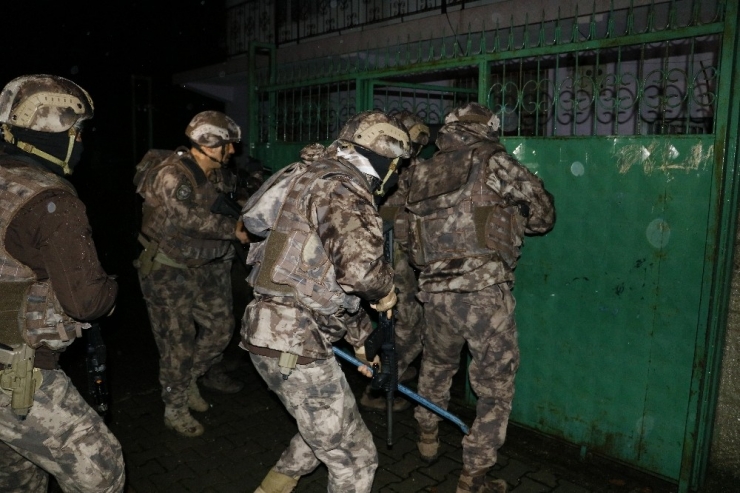 Adana’da Deaş Operasyonu: 6 Gözaltı