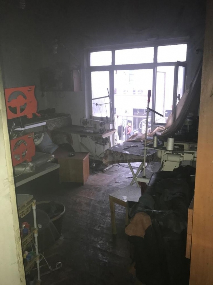 Deri Tamir Atölyesinde Yangın