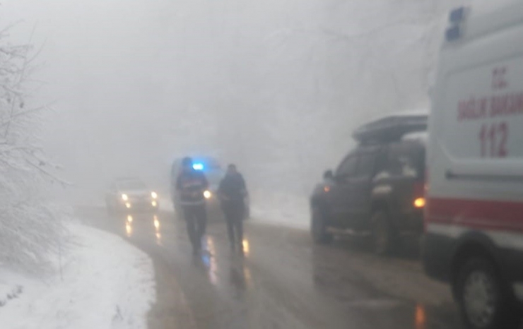 Bilecik’te Trafik Kazası; 6 Yaralı