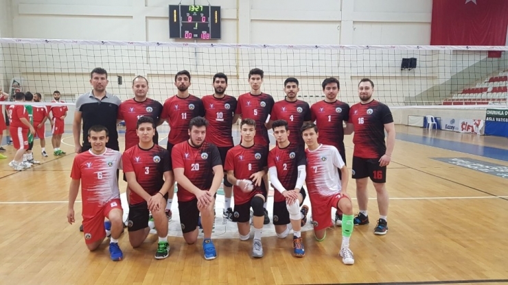 Turgutlu Belediye Erkek Voleybol 2. Oldu