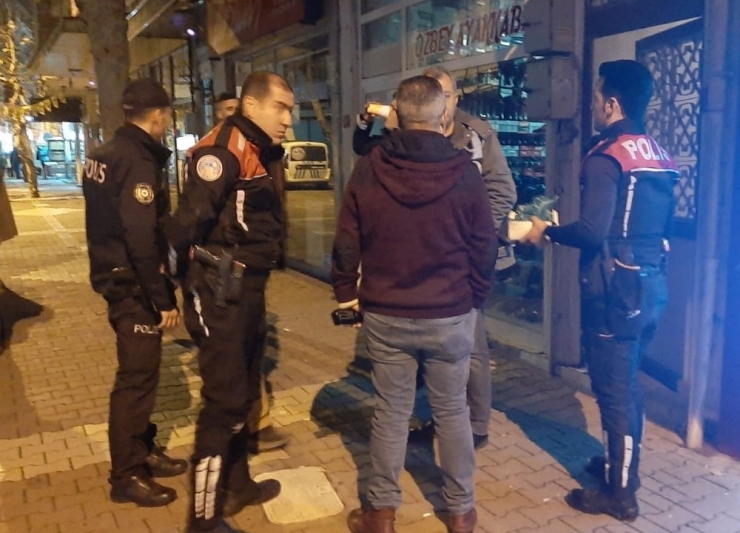 Yılbaşı Gecesi Kumar Operasyonu: 5 Gözaltı