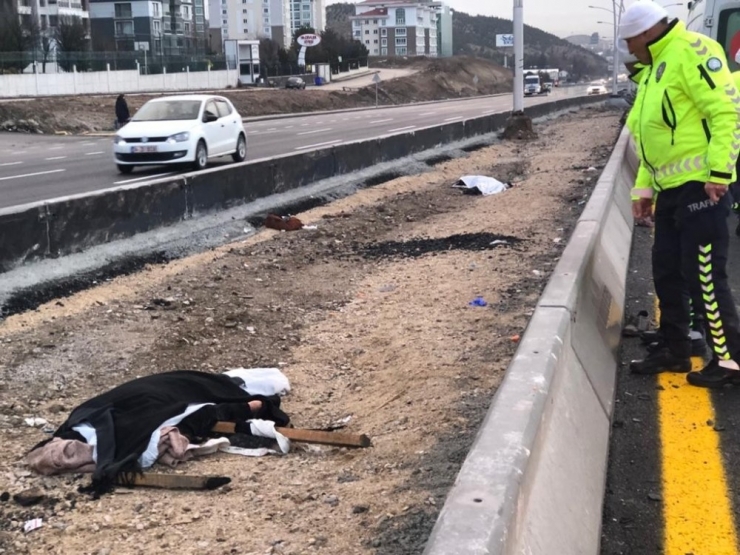 Başkent’te Yolun Karşısına Geçmeye Çalışan 2 Kadın Hayatını Kaybetti