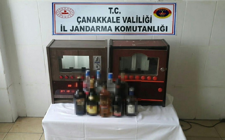Çanakkale’de Kaçak İçki Operasyonu: 4 Gözaltı