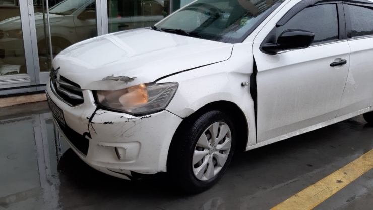 Önce Evi Soydular Sonra Araba Çalıp Kaza Yaptılar