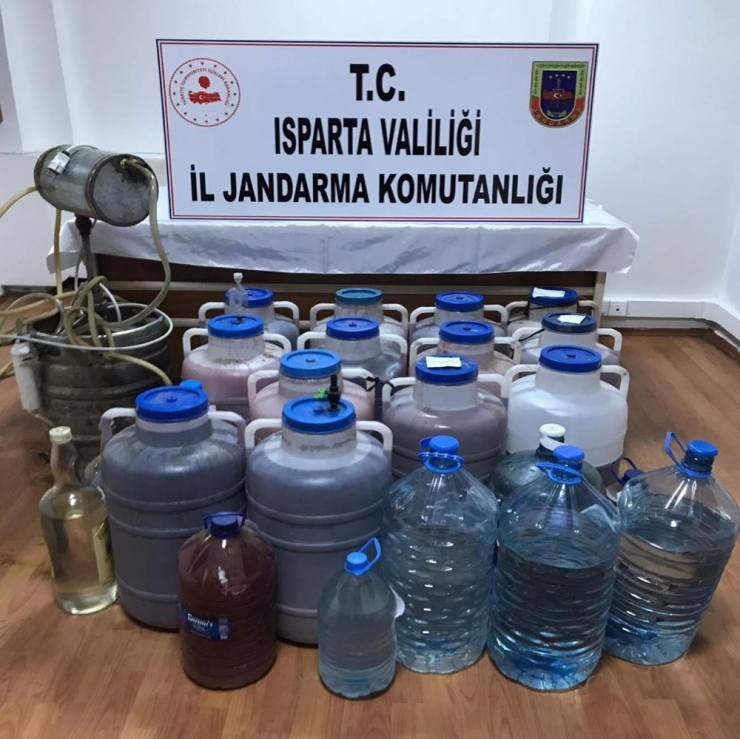 Köyde, Sahte Ve Kaçak İçki Üretimine 37 Bin 275 Lira Ceza