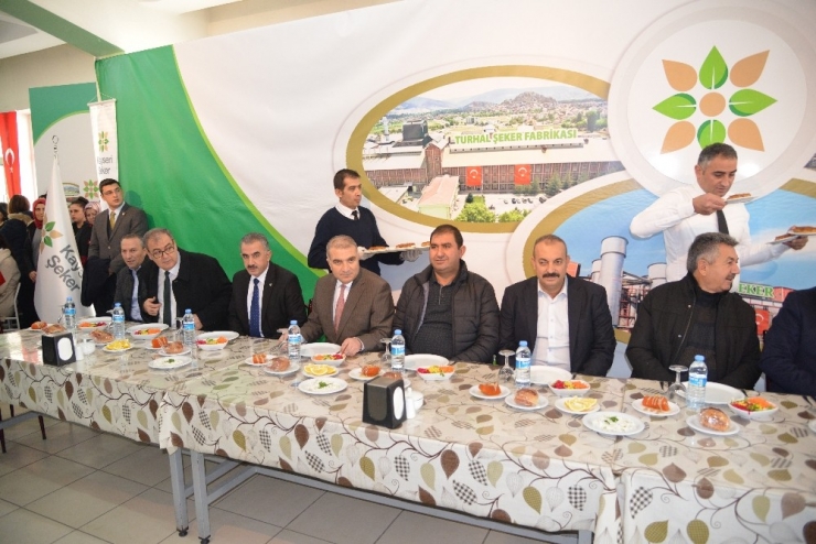 Başkan Akay, "Kayseri Şeker Yasasının Değiştirilemez Tek Maddesi, Çiftçimizin Ve Çalışanlarımızın Alacaklarının Geciktirilmemesidir"