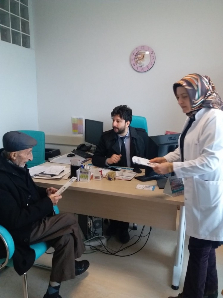 Lapseki’de Aile Hekiminin Önemine Dikkat Çekildi