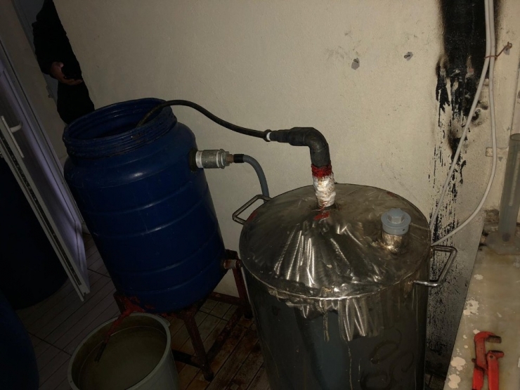 Malatya’da 3 Bin 560 Litre Sahte İçki Ele Geçirildi