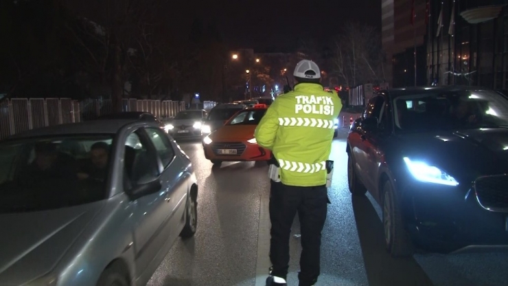Ankara’da Yılbaşı Gecesi Trafik Denetimleri