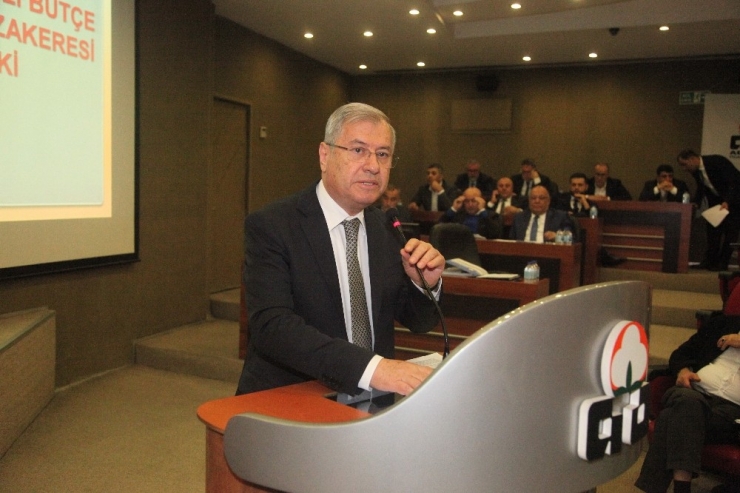 Menevşe: "Yükün Büyüğünü İş Dünyası Çekiyor"