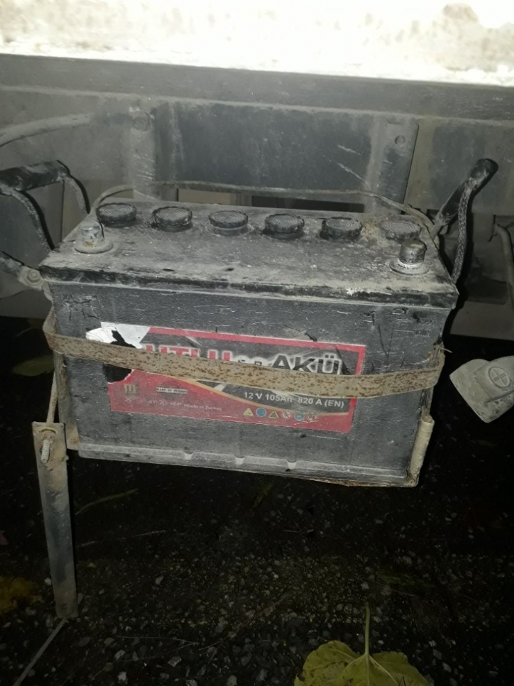 Akü Hırsızı Suçüstü Yakalandı