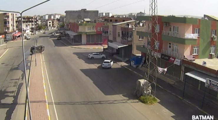 Batman’da Trafik Kazaları Kameralara Yansıdı