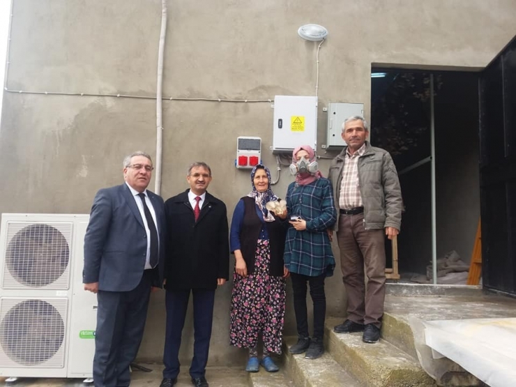 Genç Çiftçi Projesi İle İstiridye Mantarı Üretimine Başladı