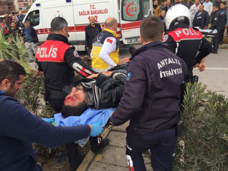 Takla Atan Araçta Can Pazarı: 3 Yaralı