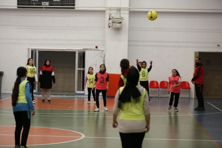 Geleneksel Çocuk Oyunlarında Coşkulu Final