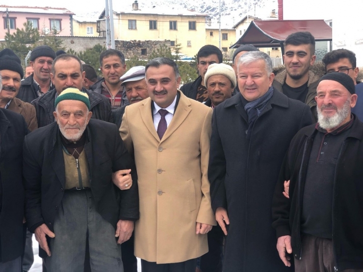 Kaymakam Duru Ve Başkan Cabbar’dan Kızık Mahallesine Cuma Ziyareti