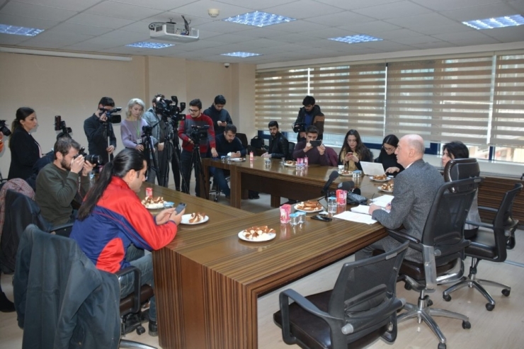 İzmit Belediyesi’nden Sözleşmeleri Yenilemeyen İşçiler Hakkında Açıklama