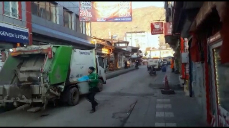 Çöpçünün Mesleğine Olan Sevgisi