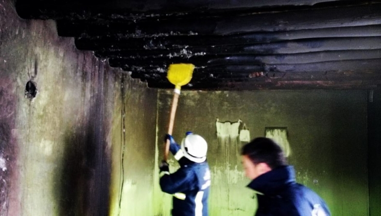 Başkale’de Ev Yangını