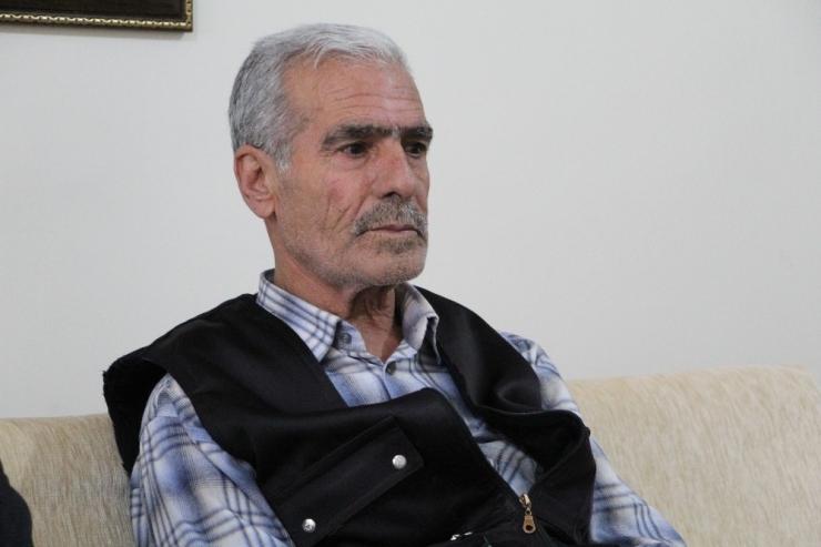 Kahraman Şehidin Babası: "Vatana Bir Evladımı Feda Ettim Ama Milyonlarca Evladım Oldu”