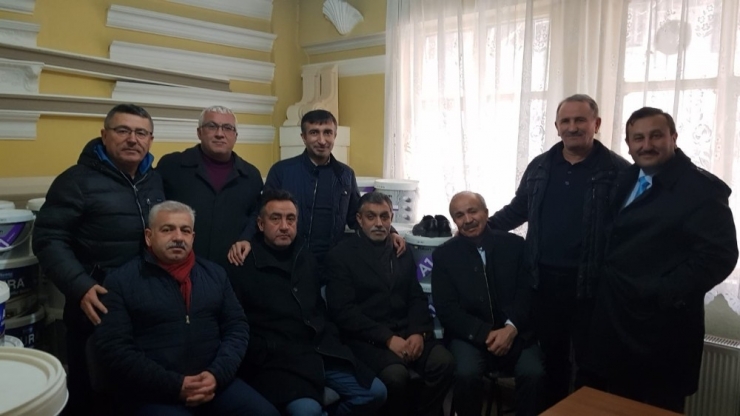 Ak Parti Merkez İlçe Yöneticileri Kurucu İl Başkanını Ziyaret Etti