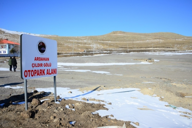 Çıldır Gölü Kenarında Başlatılan Rekreasyon Projesi Çalışması Tamamlandı