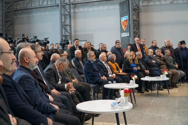 Berna Gözbaşı: "Bu Takımı Düşürmeyeceğime Söz Veriyorum"