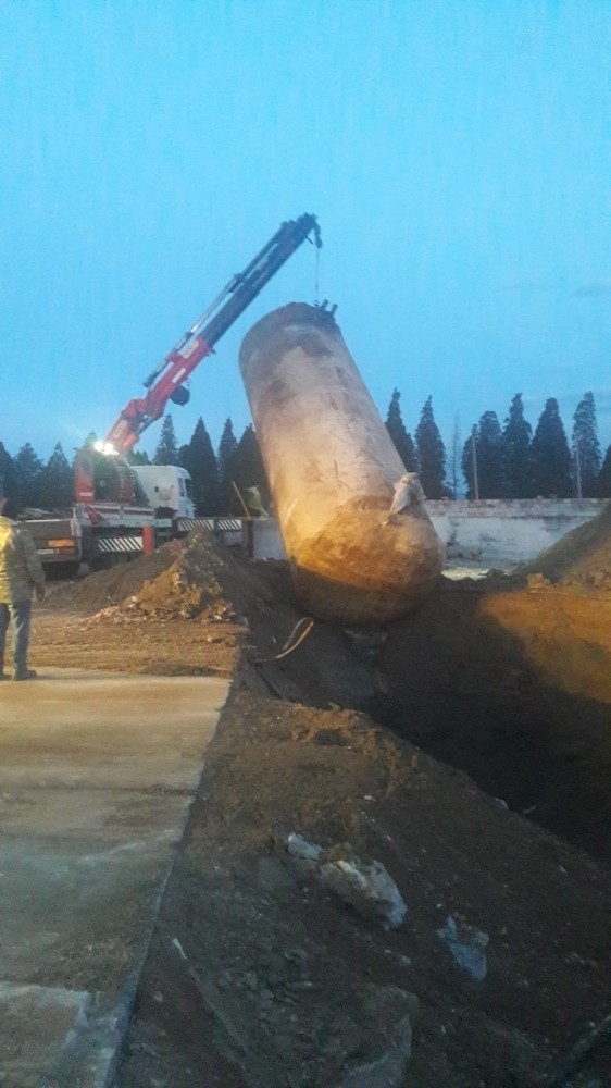 Manisa’da Gizli Tanktan 23 Ton Kaçak Akaryakıt Çıktı