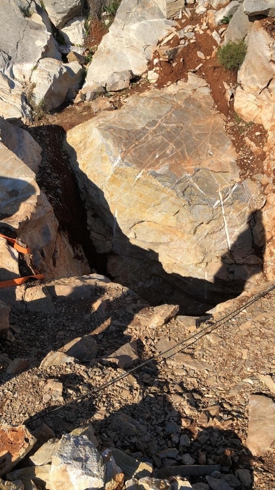 Datça’da Kaçak Kazıya Suçüstü: 6 Gözaltı