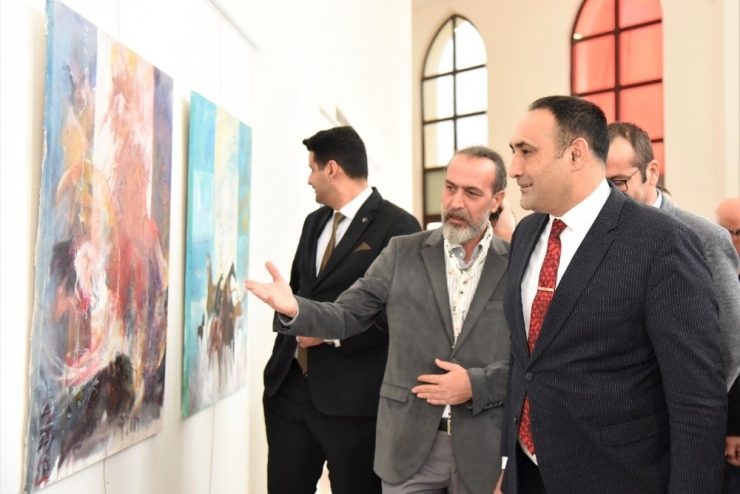 ‘Dört Renk Dört Yön Türk Ruhu’ Resim Sergisi Açıldı