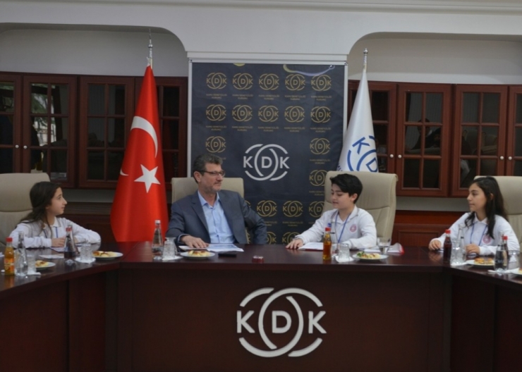 Yeni Dönem Çocuk Meclisi Üyeleri Göreve Başladı