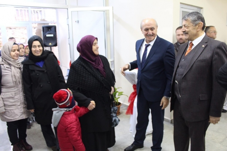 Hürriyet Mahallesi Yaşam Merkezine Kavuştu