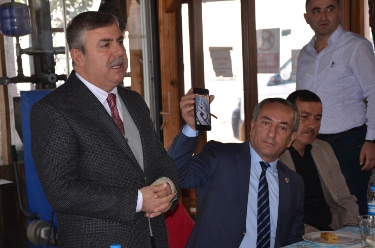 Gerze Belediye Spor’a Destek Kahvaltısında Protokol Üyeleri Bir Araya Geldi