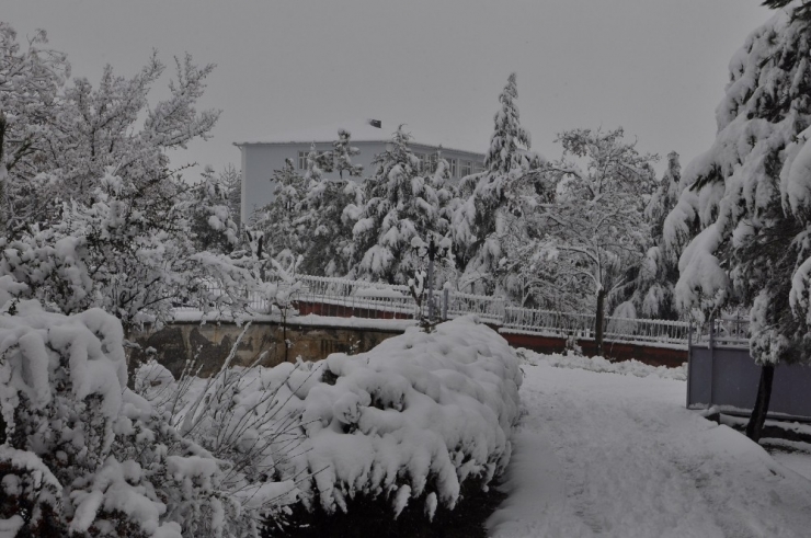 Malatya Merkeze Mevsimin 2’nci Karı Düştü