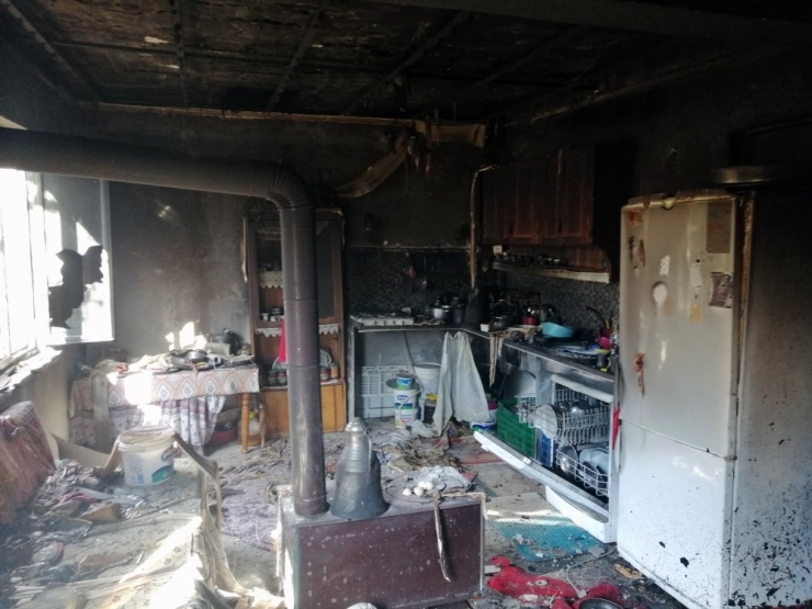 Seydikemer’de Ev Yangını