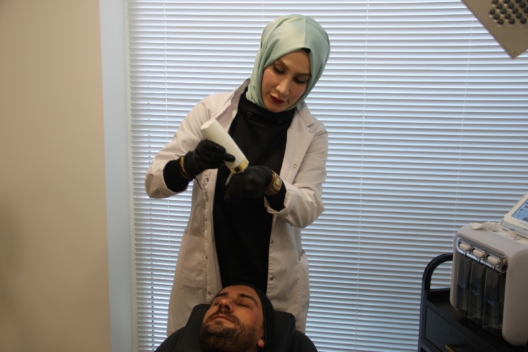 Güzellik Uzmanından Kışın Yüz Bakımı Uyarısı