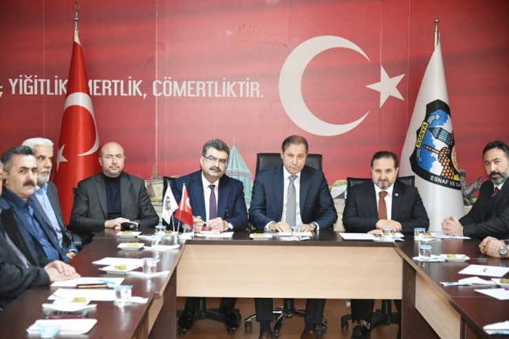 Nakliyeci Esnafıyla Konya Milletvekilleri Bir Araya Geldi