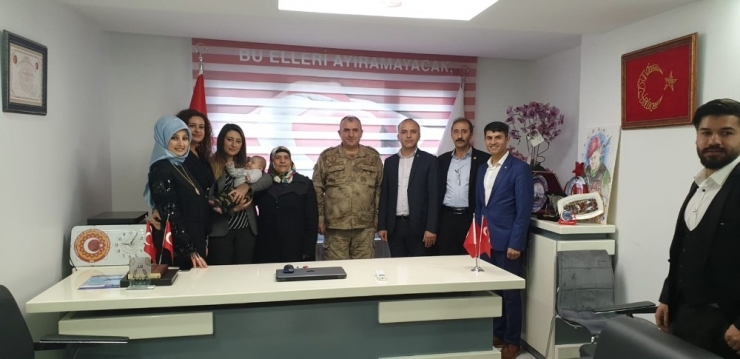 Türkiye Gaziler Ve Şehit Aileleri Vakfı Gazi Çocuğunu Sünnet Ettirdi