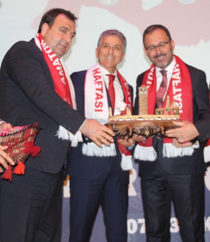 Adana Askf’den Bakan Kasapoğlu’na: "Tarih Yazdınız"