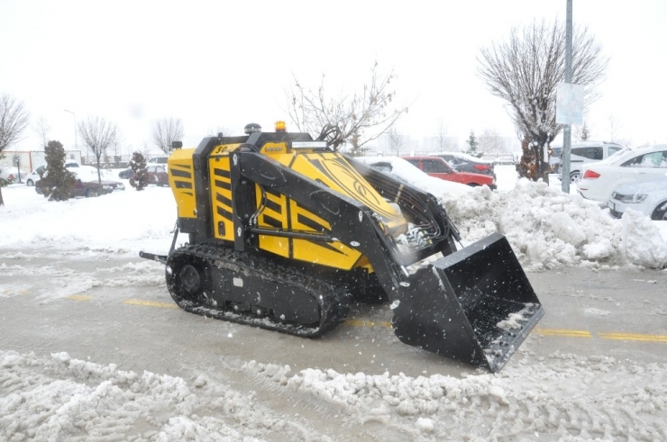 Afyonkarahisar’da İnsansız Kara Aracı Üretildi