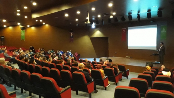 Jandarmadan Kamu Çalışanlarına Madde Bağımlılığı Eğitimi