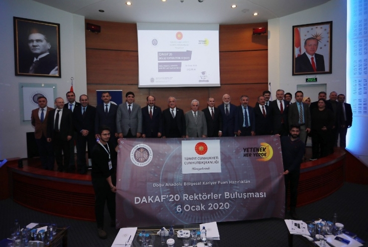 Bölge Rektörleri Kariyer Fuarı Gündemiyle Toplandı