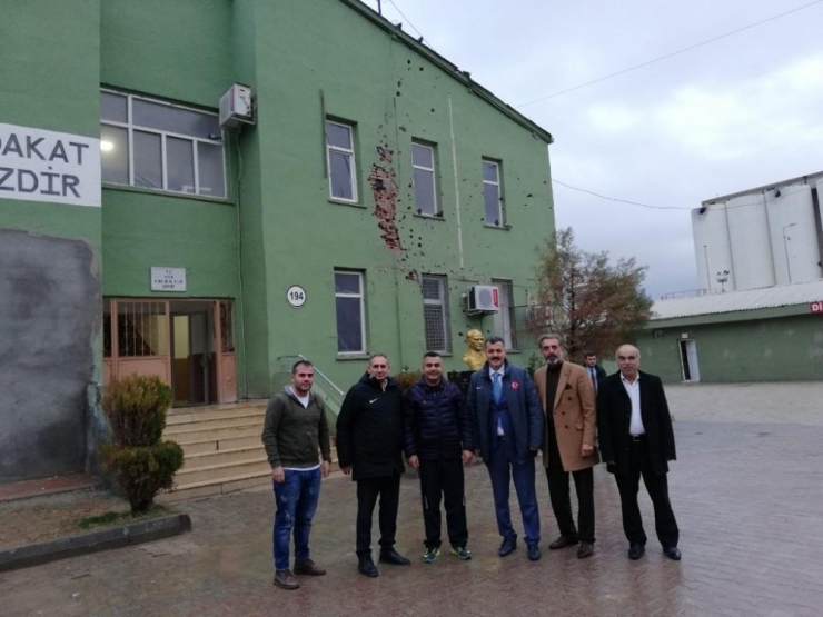 Şehit Yakınlarından Sınır Karakolundaki Askerlere Moral Ziyareti