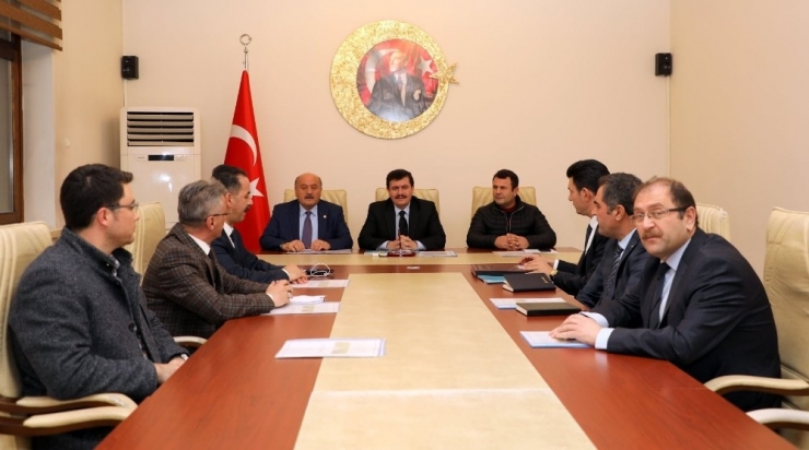 Erzincan’da 50 Çiftçiye Yüzde 75 Hibeli Sera Projesi İçin İmzalar Atıldı