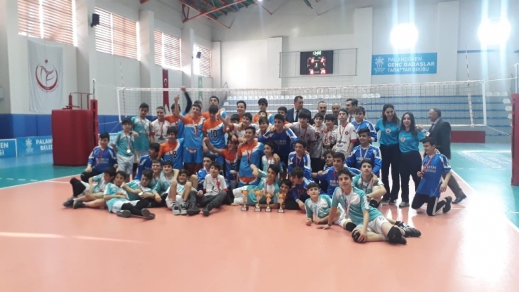Voleybol’da Aşkale Damgası
