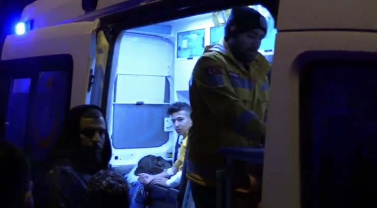 16 Yaşındaki Genç Evde Televizyon İzlerken Dehşeti Yaşadı