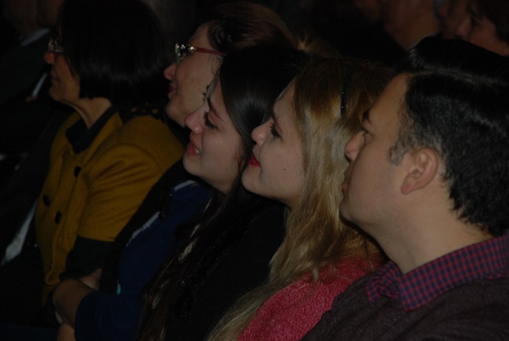 Kahraman Şehitler, Gözyaşları İle Anıldı